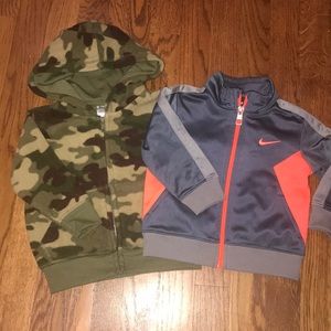 2 sweatshirts! Nike and fleece Camo zip-up
